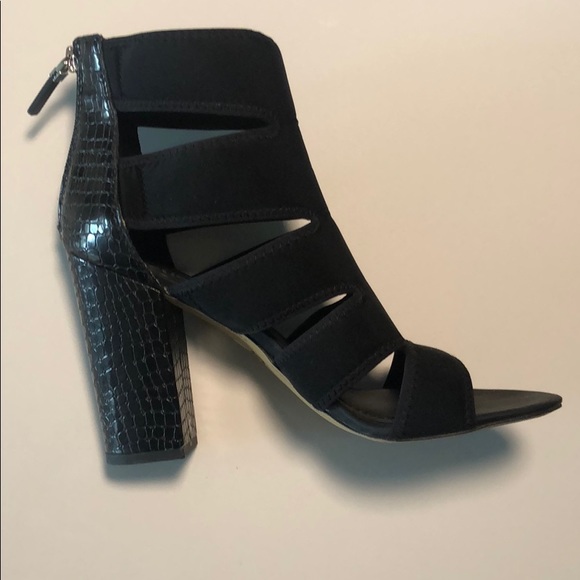 Black Open Toe Heels - Picture 3 of 6